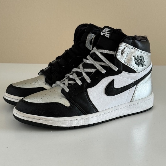 Jordan Other - Air Jordan 1 Retro Silver Toe sz 9 men’s